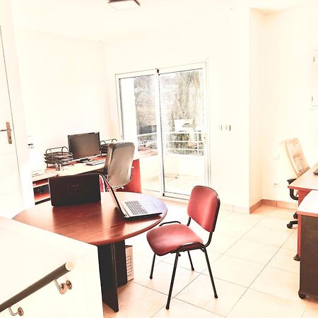 Room In House 빌레폰타이네 외부 사진